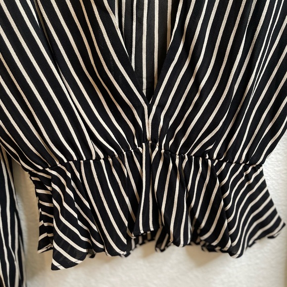 Reformation deep v, stripped blouse with elastic waist - Picture 11 of 16